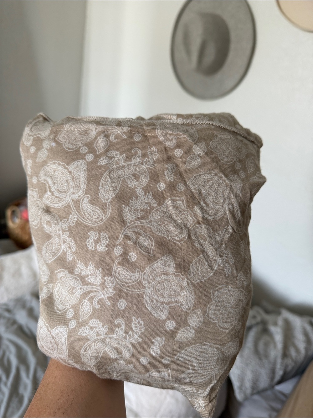 RARE PRINT Solly Baby Beige Paisley baby wearing wrap - Picture 5 of 5